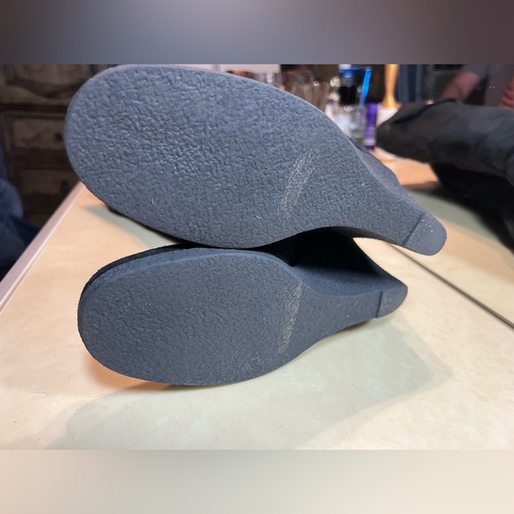 Michael Kors Wedge Tall Black Suede Zip Up Boots with pockets Size 6.5 - Picture 7 of 7